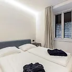 App 206 Palazzo Cavour Апартаменти Больцано