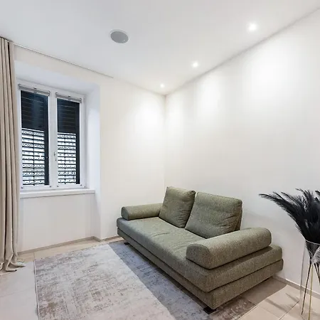 App 206 Palazzo Cavour